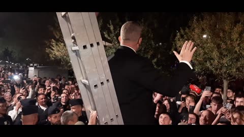 Tu jest Polska i niech tak zostanie. Grzegorz Braun zdjął flagę ukraińską w Białej Podlaskiej