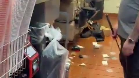 Africans and Guatemalans fight , unfortunately in America