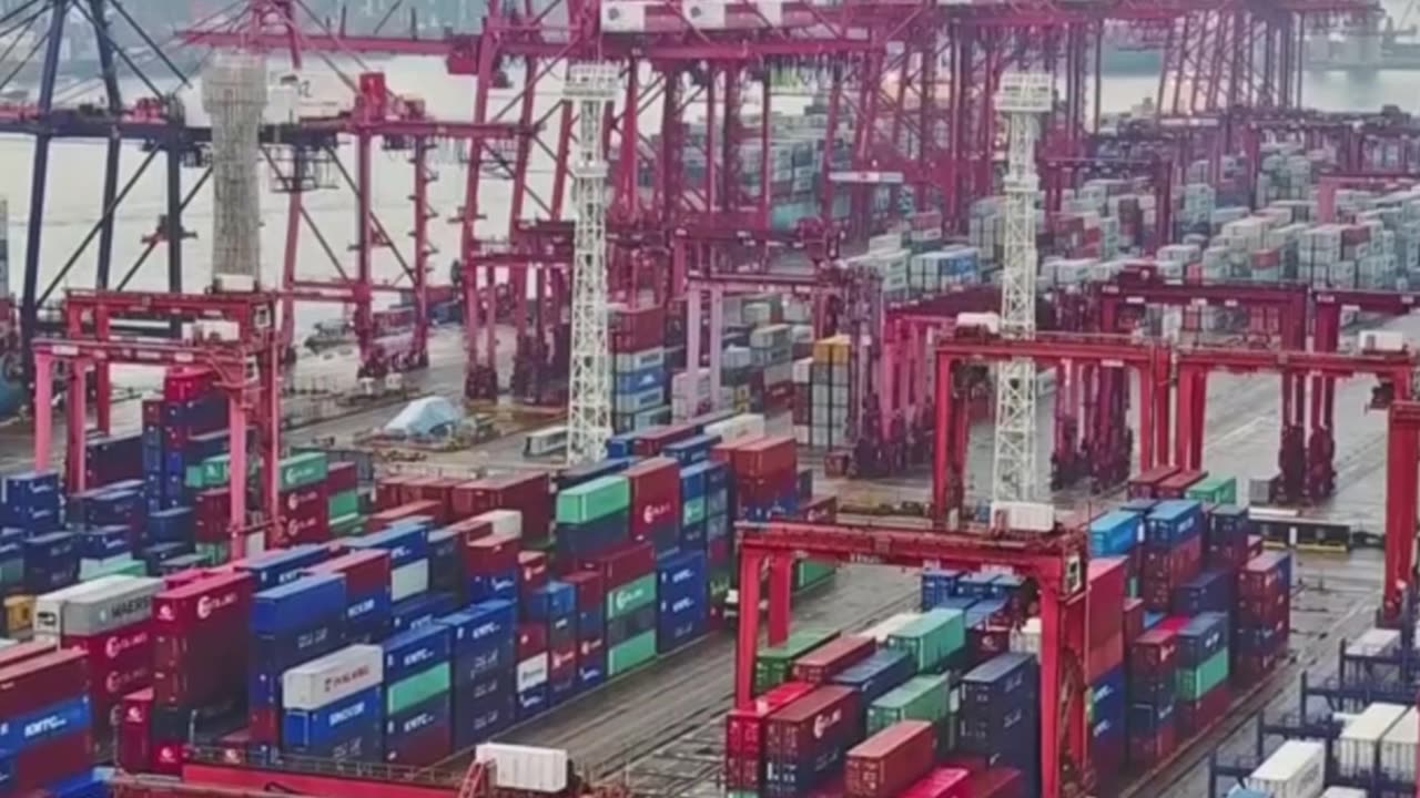 #GlobalGrowth #TradeWarWatch #IMFOutlook #CryptoRisk #VISIONARRATORVibes