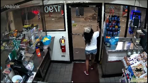 wigger gets his gun stolen by negros and then dies like his favorite rapper