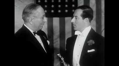 LA Times’ Jewish Columnist Joel Stein Admitted: ‘Jews Totally Run Hollywood.’