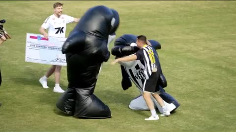 Beat Neymar in 1v1, Keep the Money