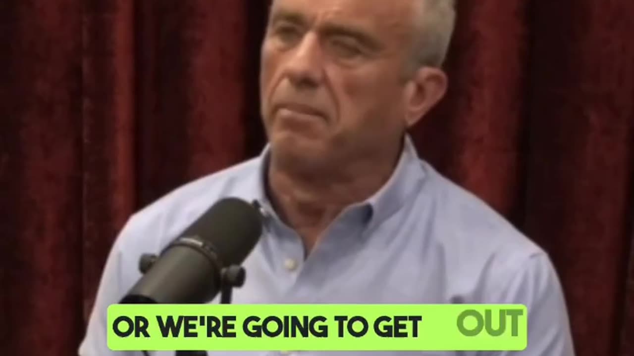 🔴DUB/ITA - RFK JR - I vaccini non sono sicuri per definizione!