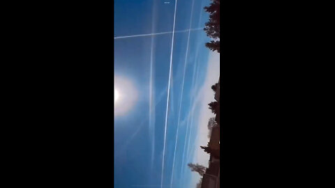So you still think these are water vapor / contrails?