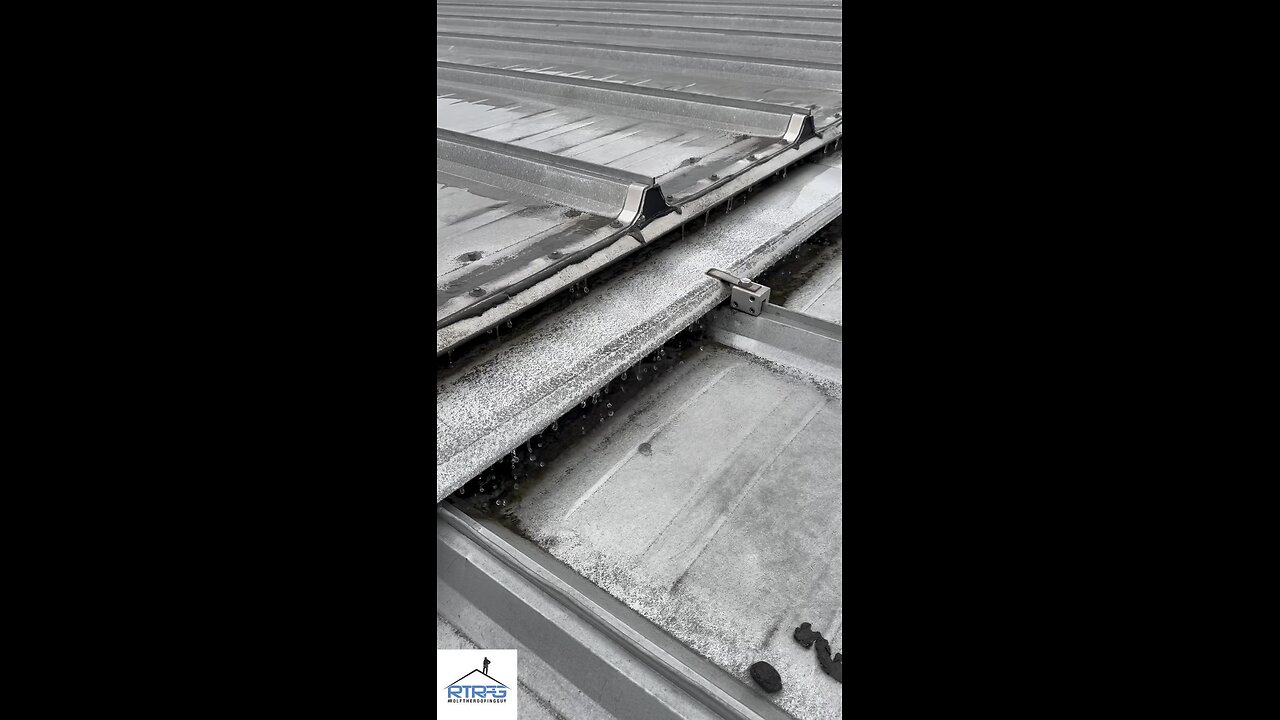Do you know what to look for on a metal roof? With #RolfTheRoofingGuy