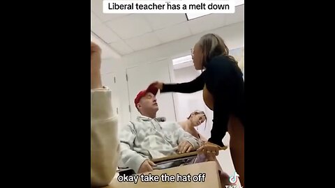 LEFTIST WOKE TEACHER ATTACKS STUDENT🧎‍♂️🧟‍♀️🏫📸FOR WEARING MAGA HAT👑💫