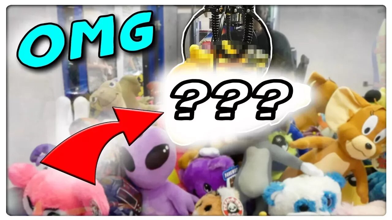 YOU WON'T BELIEVE WHAT I WON FROM THE CLAW MACHINE!