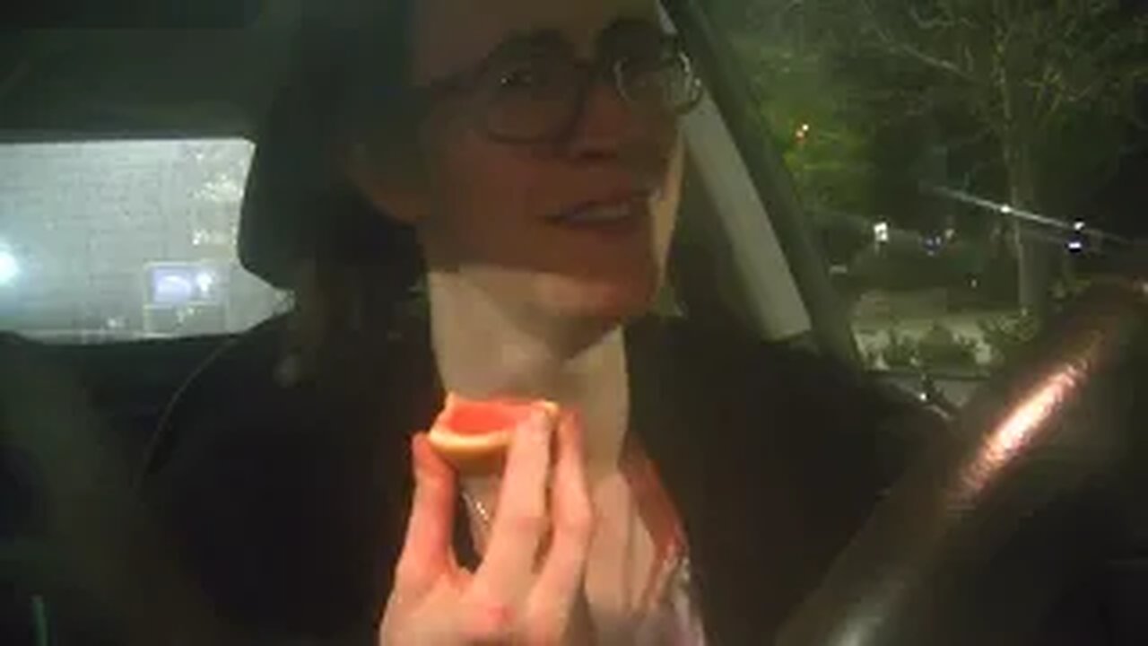 "mental illness" cripples you b/c you lack understanding + ag self-righteously eats grapefruit