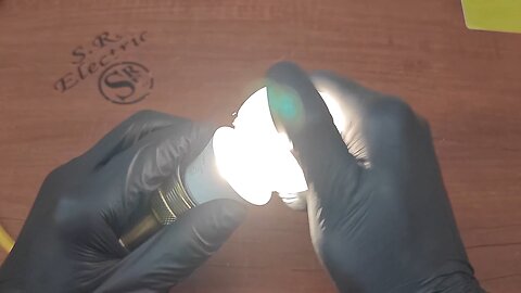 Revive your dead LED bulbs at home with this simple and genius life hack