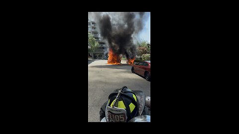 Iran Declares War on DONALD TRUMP. Calls for his assignation. Amazon Van Burns near DC!