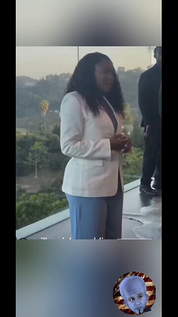 CROCKett wants Trump to AXE her permission before bombing other countries. #WTF