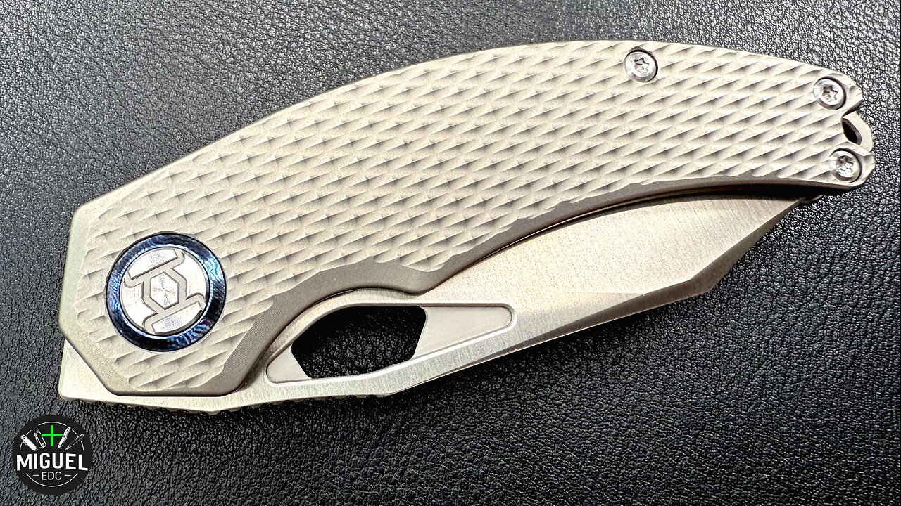 What Makes the Kunwu Compadre Knife So AMAZING to Use?