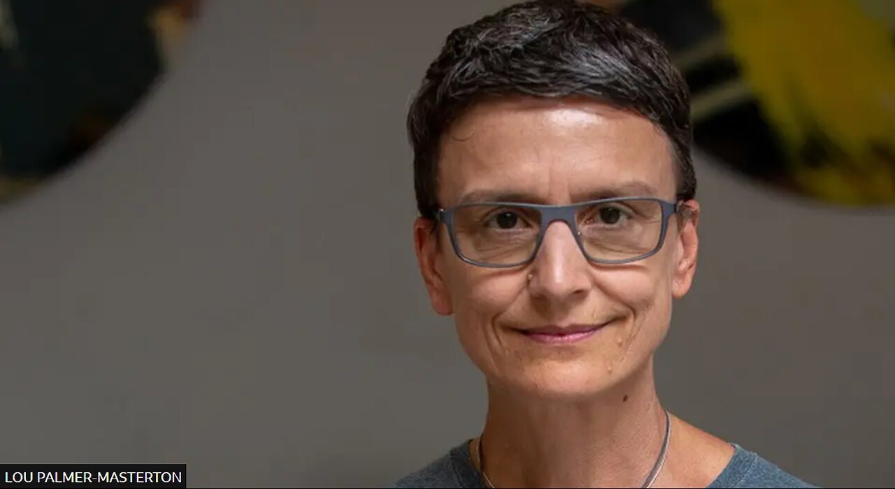 "Real History with Melissa" - Ep. 136 "AI Clones and Carbon Labels" - Nov. 13, 2025