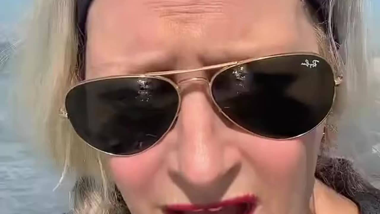 60 Seconds With God - Be Still!!! It Works!. #christiantruths #godsword