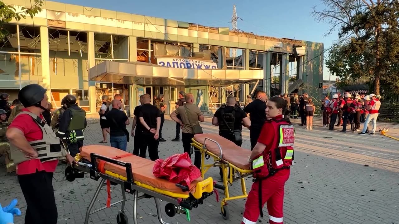 Trump says both sides in Ukraine war will need to cede territory