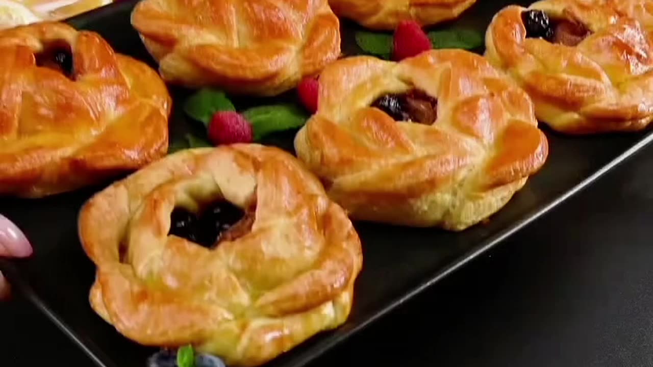 Making a dessert apple&blueberry pastry, really fit for event or party snacks or dessert