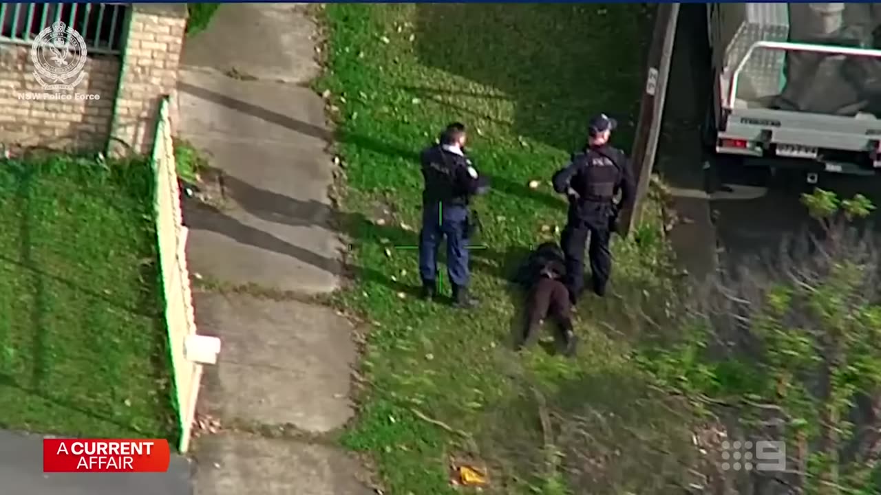 Crime gangs recruiting teens for violent crimes A Current Affair