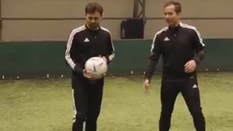 Must Watch: Bernardo Silva learns freestyle trick in literal seconds...