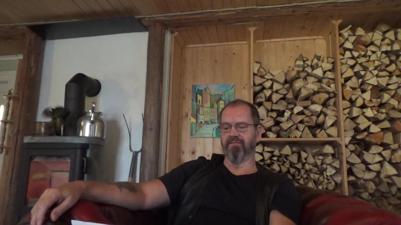 Annoyed man at the art show, here it is - Childbirths Sweden still dropping