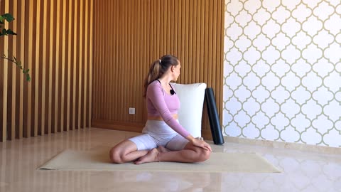 10 Min Gentle Yoga to Let Go and Release Yoga Reset