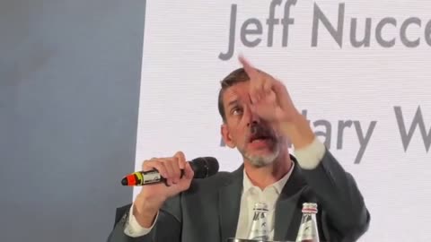 👽🔭 Witness Captures UFO Fluttering Like a Butterfly! | TheTruthAbove