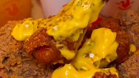 Spicy fried chicken with cheese and tomato chilli sauce