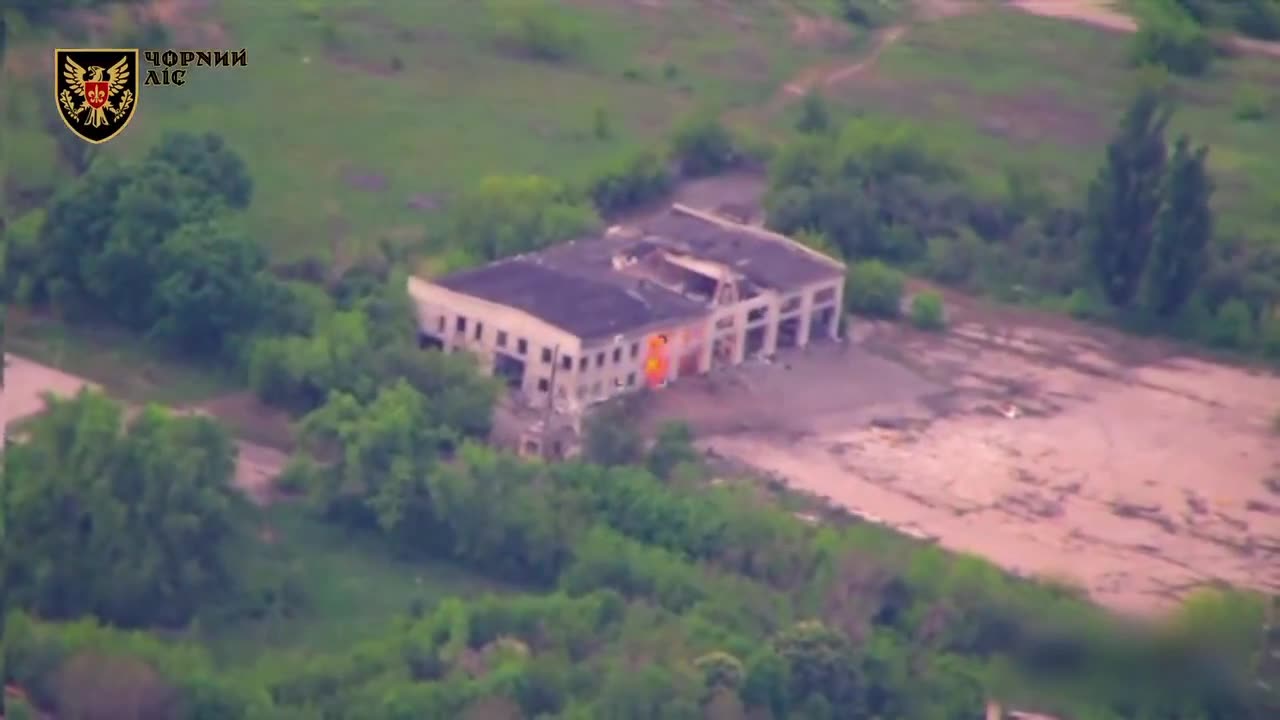 Russian Soldiers Notify the Ukrainians of Their Prescence