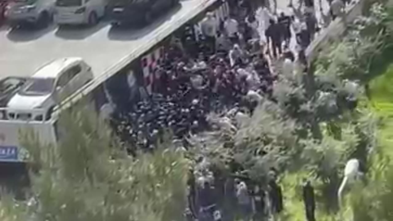 Torcida and BBB brawl in the pub