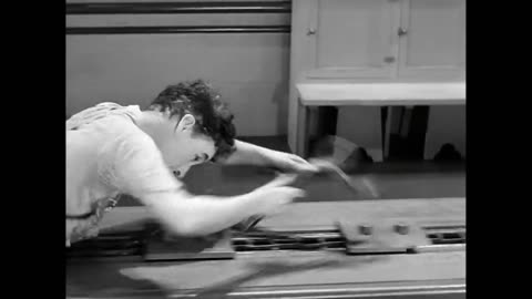 Chaplin Funny Video Modern Times