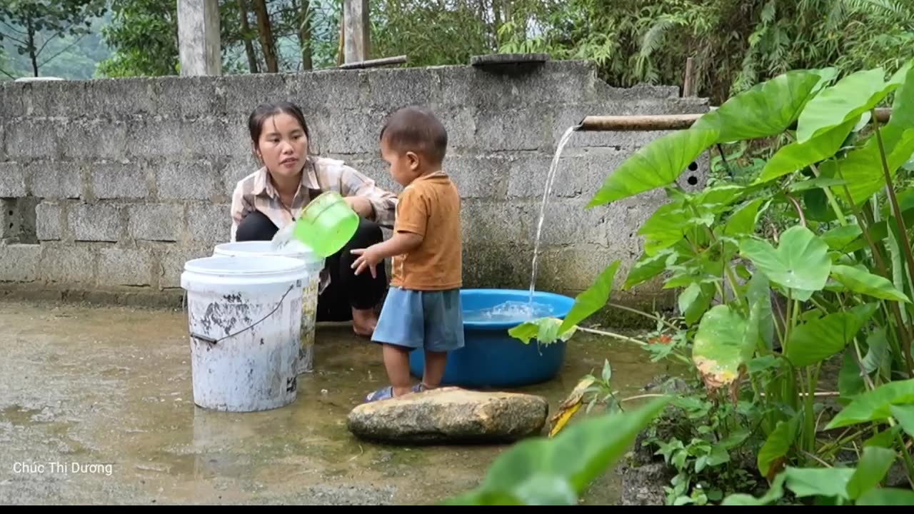 Catching Giant Fish in the Mud | Real Survival Fishing in Village Life