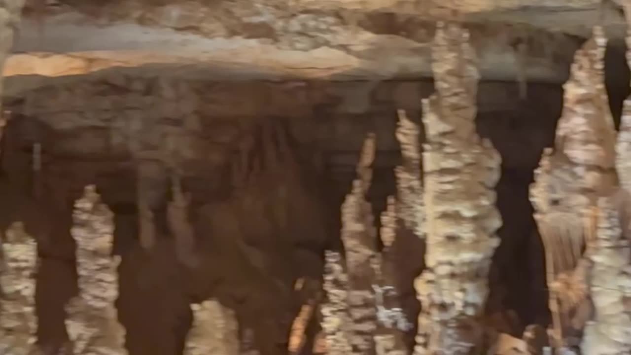 Cathedral Caverns State Park