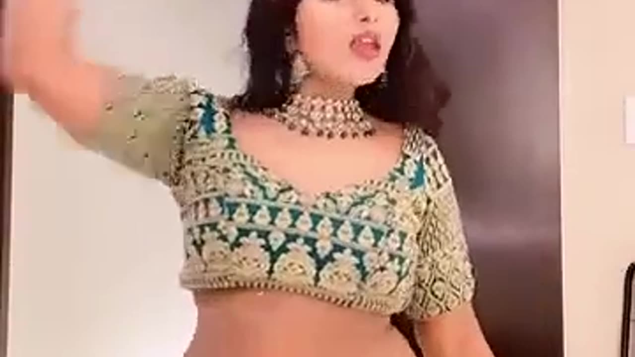 Bhojpuri Dancer