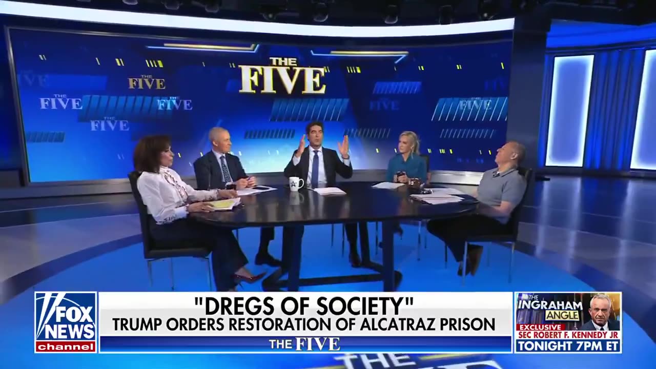 Trump threw Democrats for a loop with his pitch to reopen Alcatraz