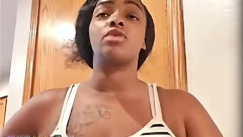 - B🔑 ; POPPING HER SHIT TO HER HATERS | POLICE GETS CALLED !