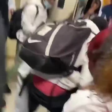 Why Dey Be Fightin' In Da Skooze?