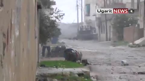 Syrian War Rebels hit a T-55 with RPG in Daraa 2013.01.11
