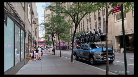 Discover the Quiet Beauty of Fifth Avenue on a Summer Morning Walk