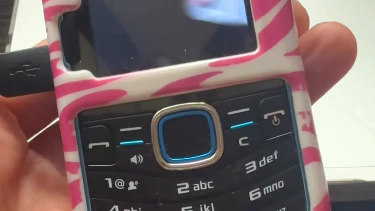 how i faked a call on a phone from 2009- Fever Fawn