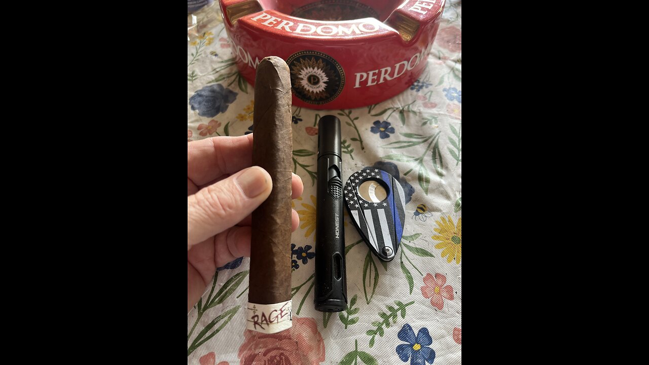 Plume vs Mold