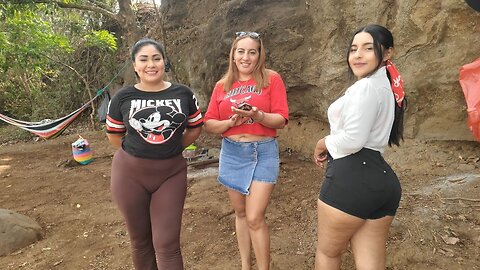 🌟-esmerald4 tiene historias de este lugar😏 yo pasaba vendiendo nuegados por las tardes 😮