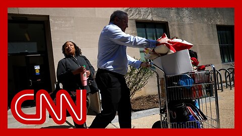 Job openings unexpectedly increased in April – but so did layoffs