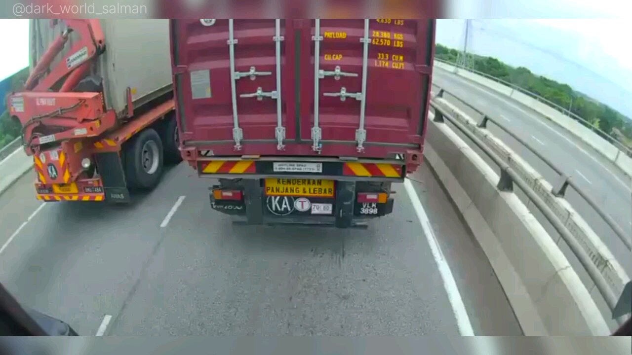 “Unbelievable bike crash caught on camera! Share to spread awareness and keep others safe! #virl