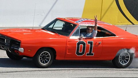 Hazzardous Stunt: General Lee Replica Soars Over City Fountain In Wild Video - Part 1