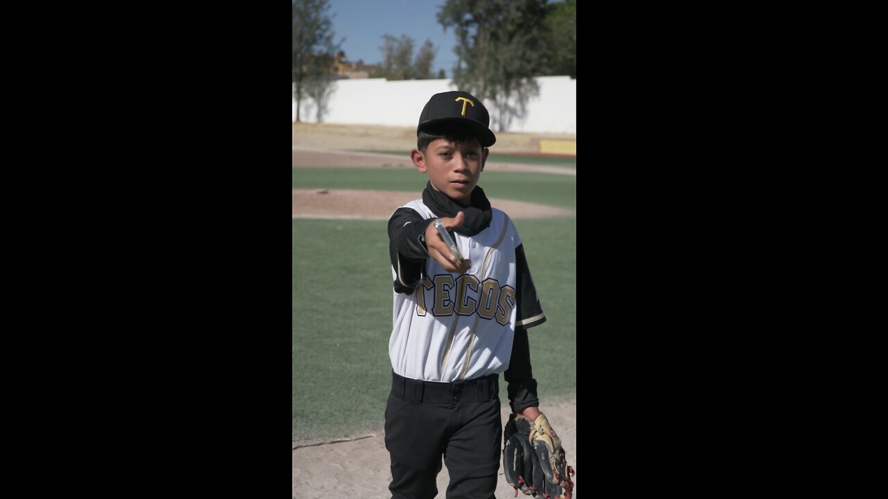 Baseball kid using the POCKET WHIP APP