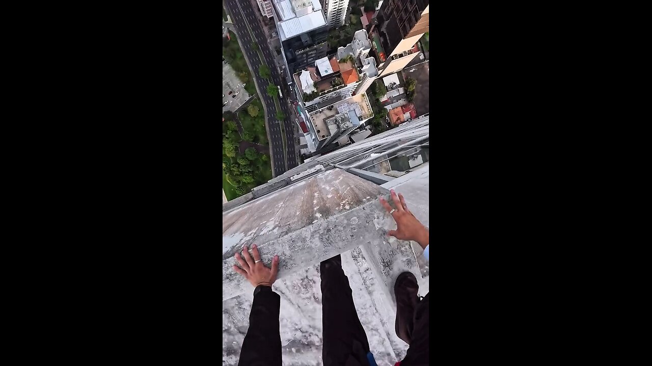 He Jumps Off a Cliff With Only a Parachute! Insane Moment Caught on Camera”