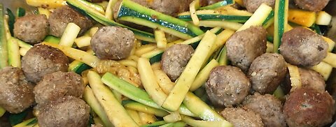 ZOODLES AND MEATBALLS