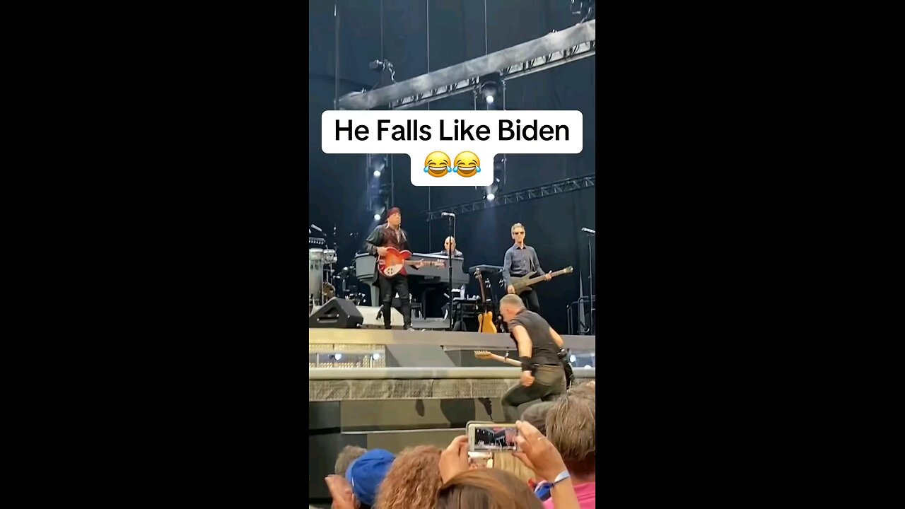 Springsteen falls like biden🤪