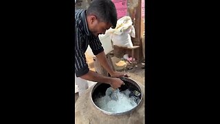 HardWorking_Man_Making_Traditional_Kulfi😍___#indianstreetfood