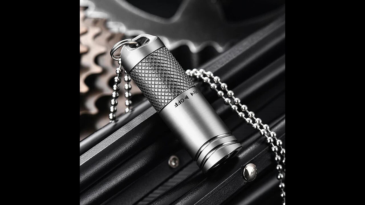 Outdoor Titanium Alloy Keychain Flashlight
