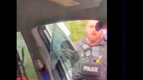 Black Non-Resisting Unarmed Man Get PUNCHED By Police as They Use Brute Force